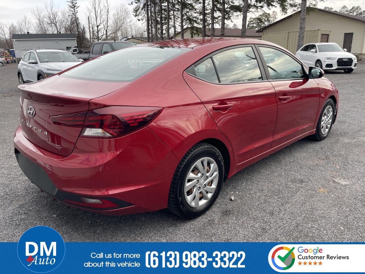 2020 Hyundai Elantra Essential Photo3