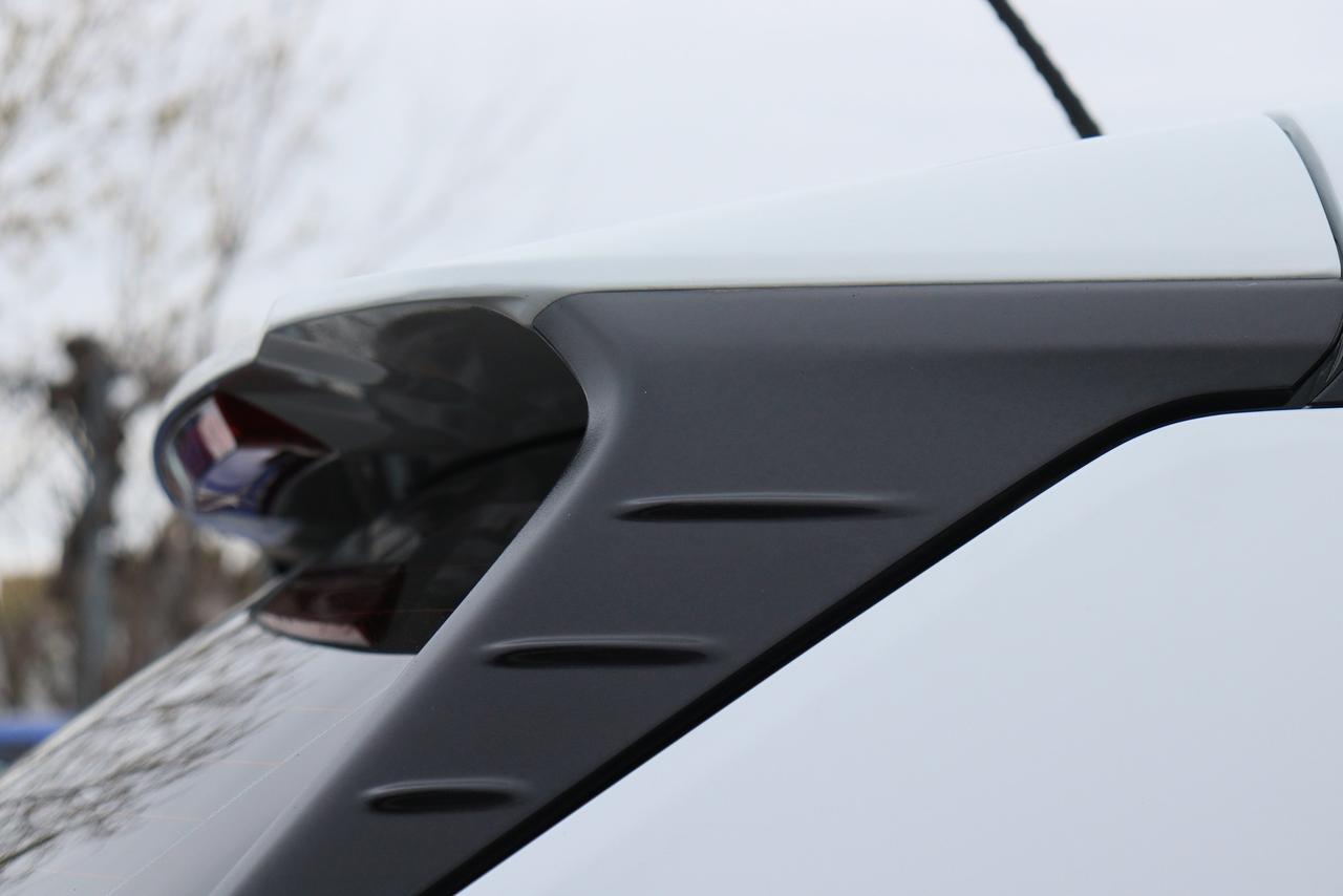 2018 Hyundai KONA Preferred | AWD | Cam | CarPlay | BSM | Tinted ++ Photo15