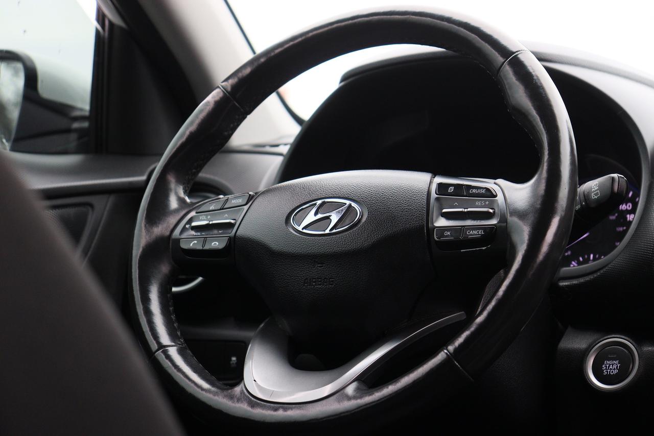 2018 Hyundai KONA Preferred | AWD | Cam | CarPlay | BSM | Tinted ++ Photo