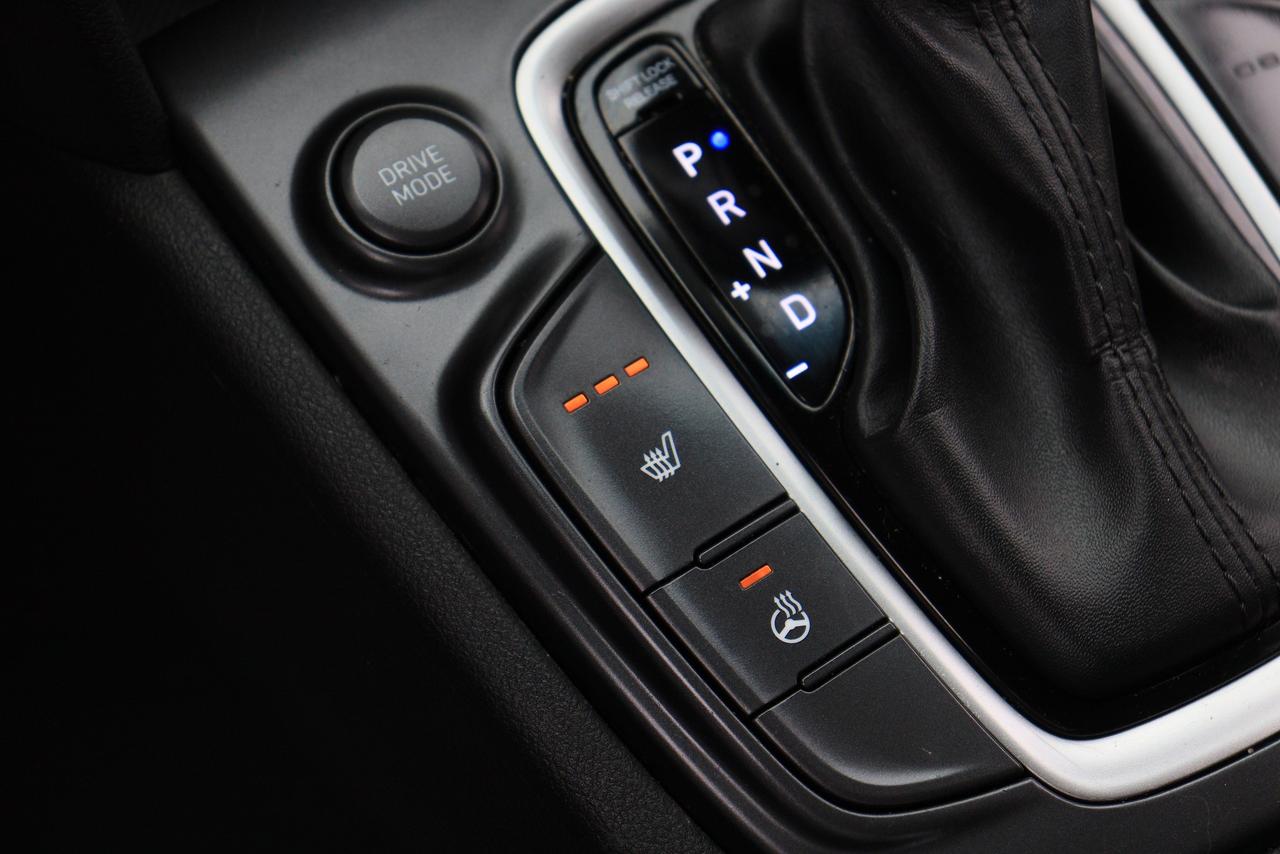 2018 Hyundai KONA Preferred | AWD | Cam | CarPlay | BSM | Tinted ++ Photo23