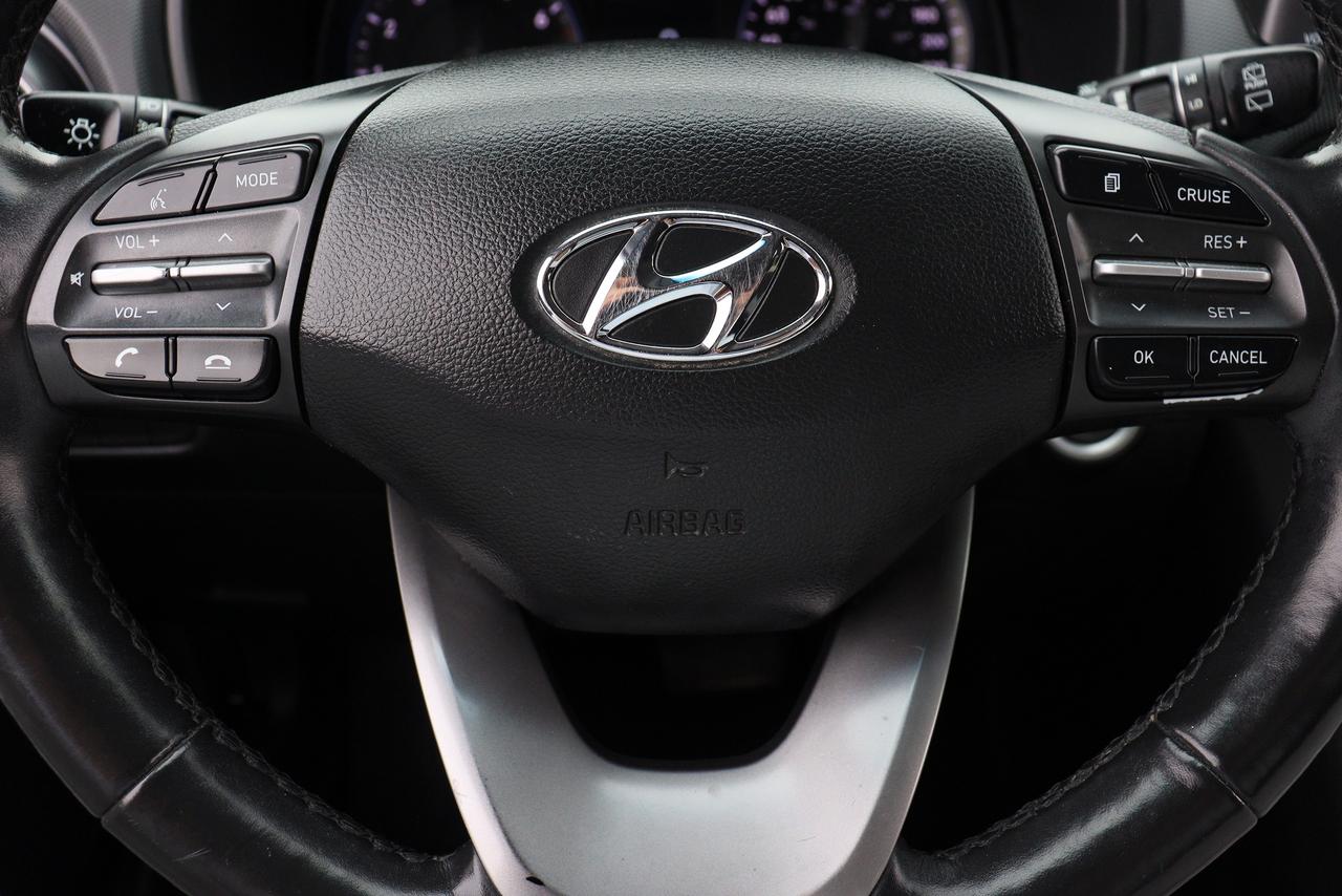 2018 Hyundai KONA Preferred | AWD | Cam | CarPlay | BSM | Tinted ++ Photo