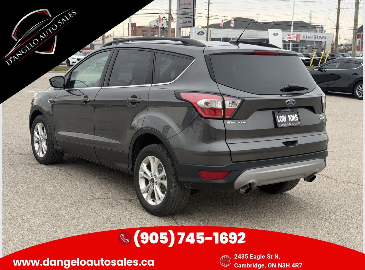 2018 Ford Escape SE Photo