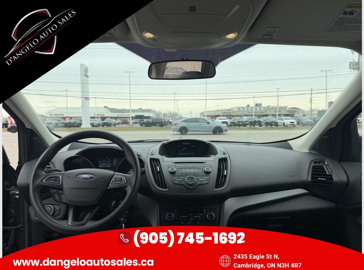 2018 Ford Escape SE Photo