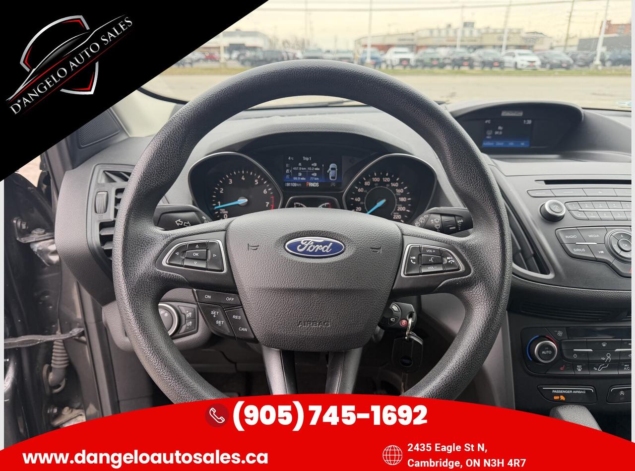 2018 Ford Escape SE Photo