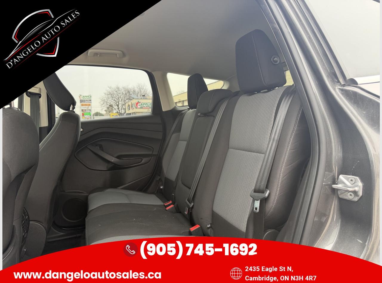 2018 Ford Escape SE Photo