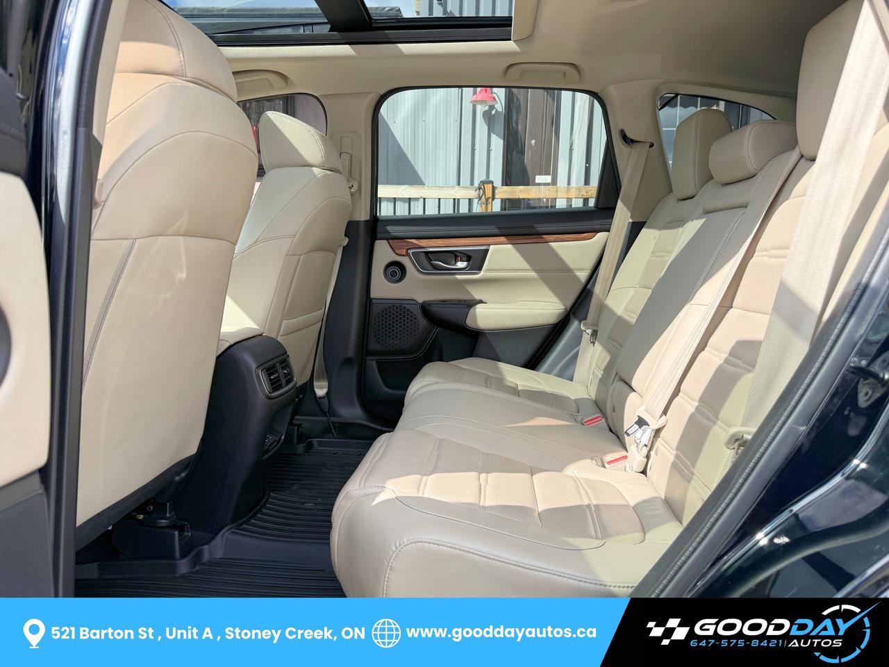 2018 Honda CR-V Touring FULLY LOADED CLEAN CARFAX SERVICE RECORDS Photo