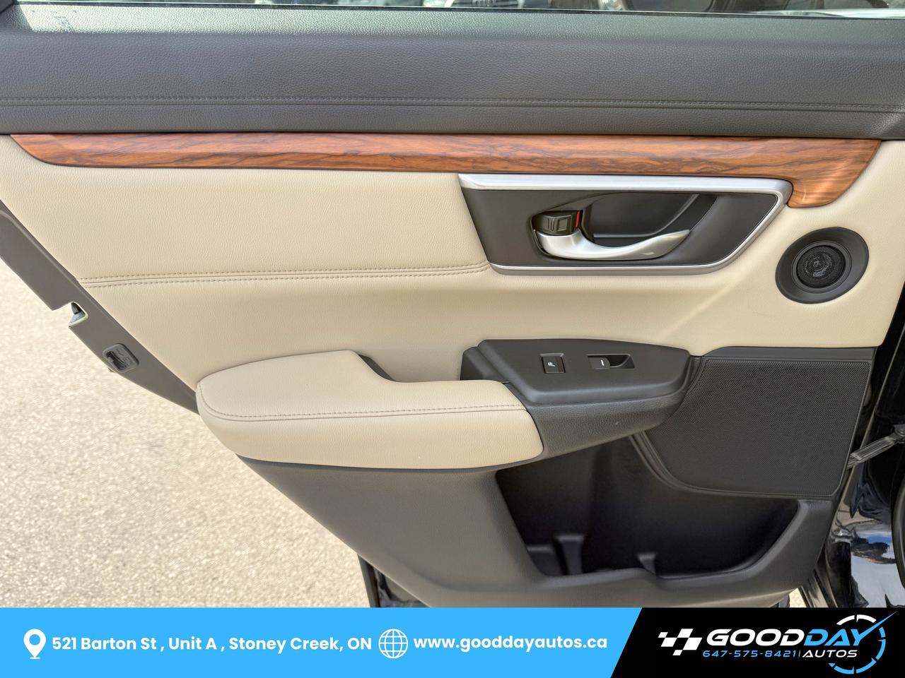 2018 Honda CR-V Touring FULLY LOADED CLEAN CARFAX SERVICE RECORDS Photo