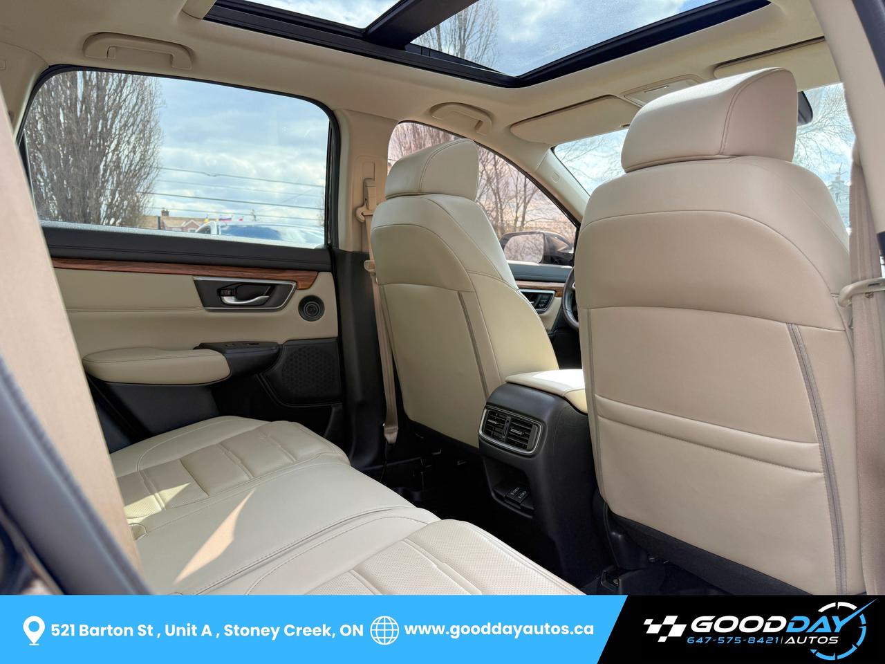 2018 Honda CR-V Touring FULLY LOADED CLEAN CARFAX SERVICE RECORDS Photo