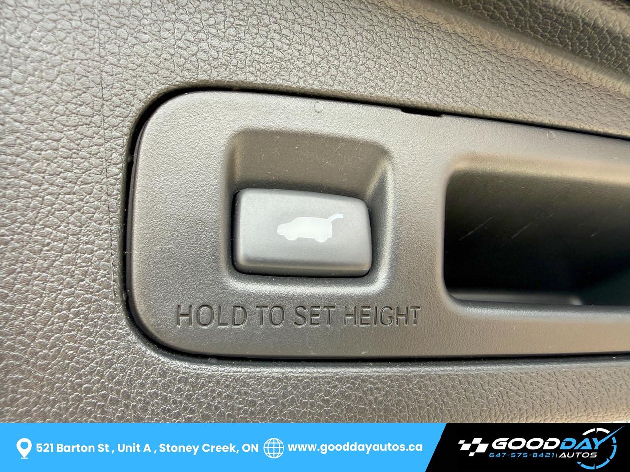 2018 Honda CR-V Touring FULLY LOADED CLEAN CARFAX SERVICE RECORDS Photo