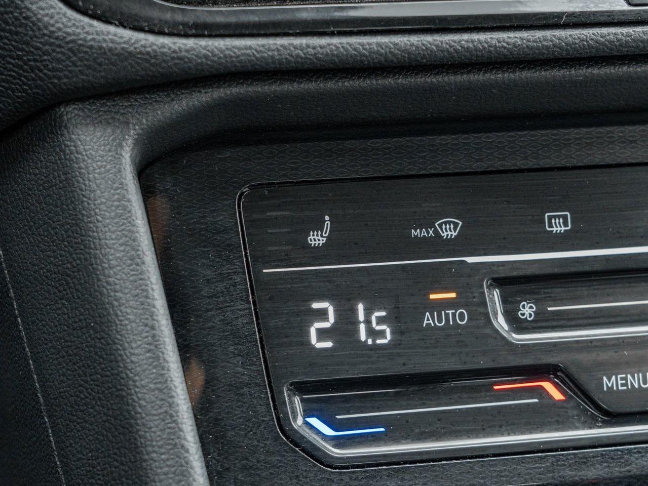 2025 Volkswagen Taos Trendline Photo