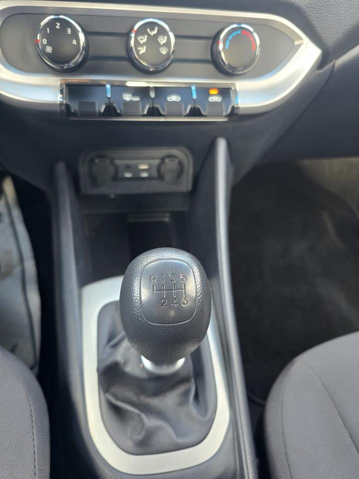 2016 Kia Rio LX Photo