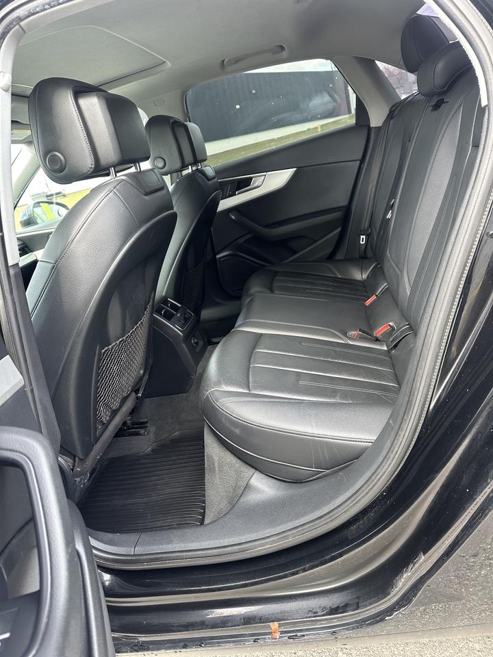 2017 Audi A4 Premium Photo