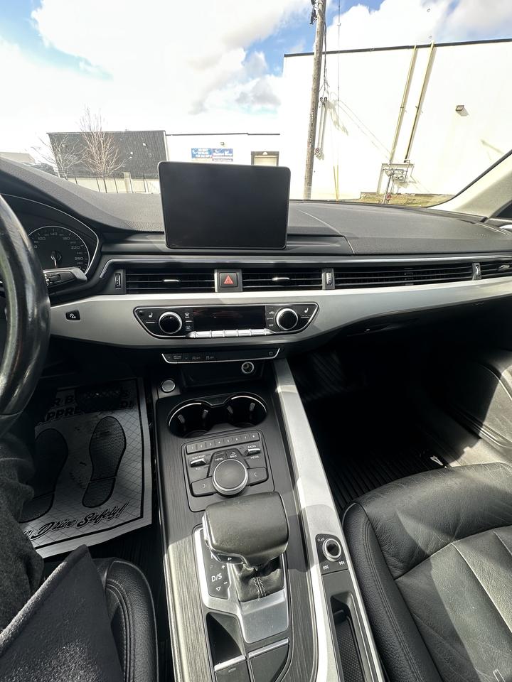 2017 Audi A4 Premium Photo