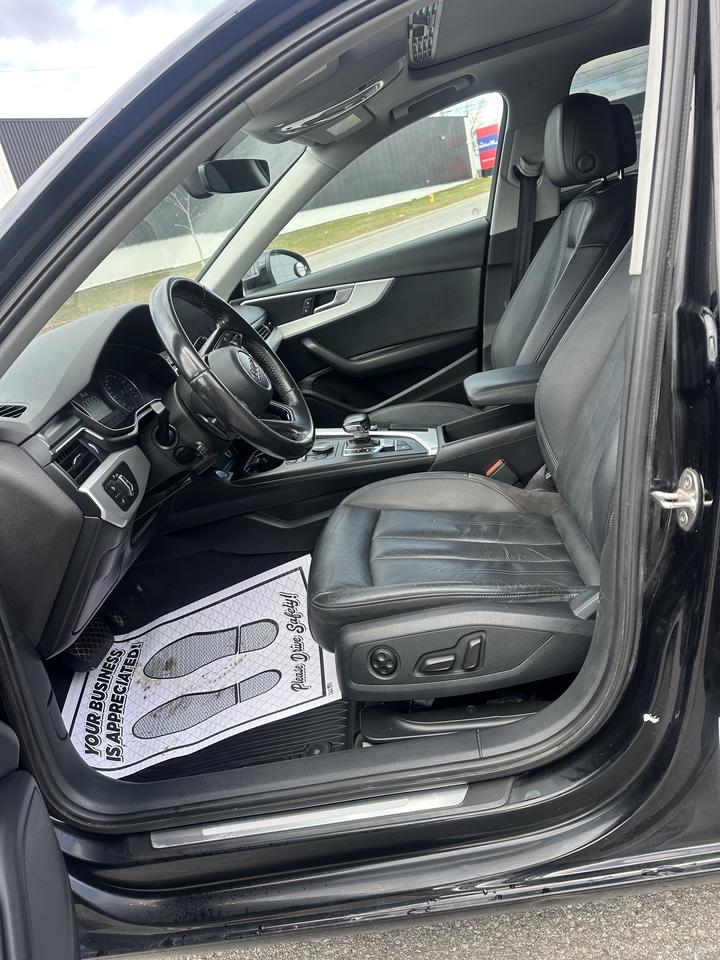 2017 Audi A4 Premium Photo