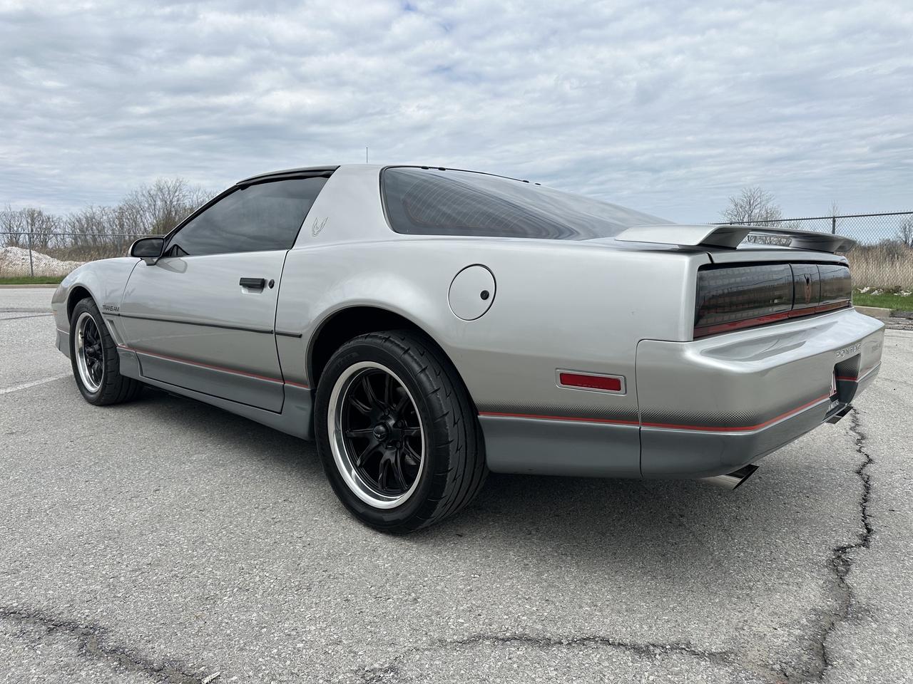 1985 Pontiac Firebird Automatic Am Photo