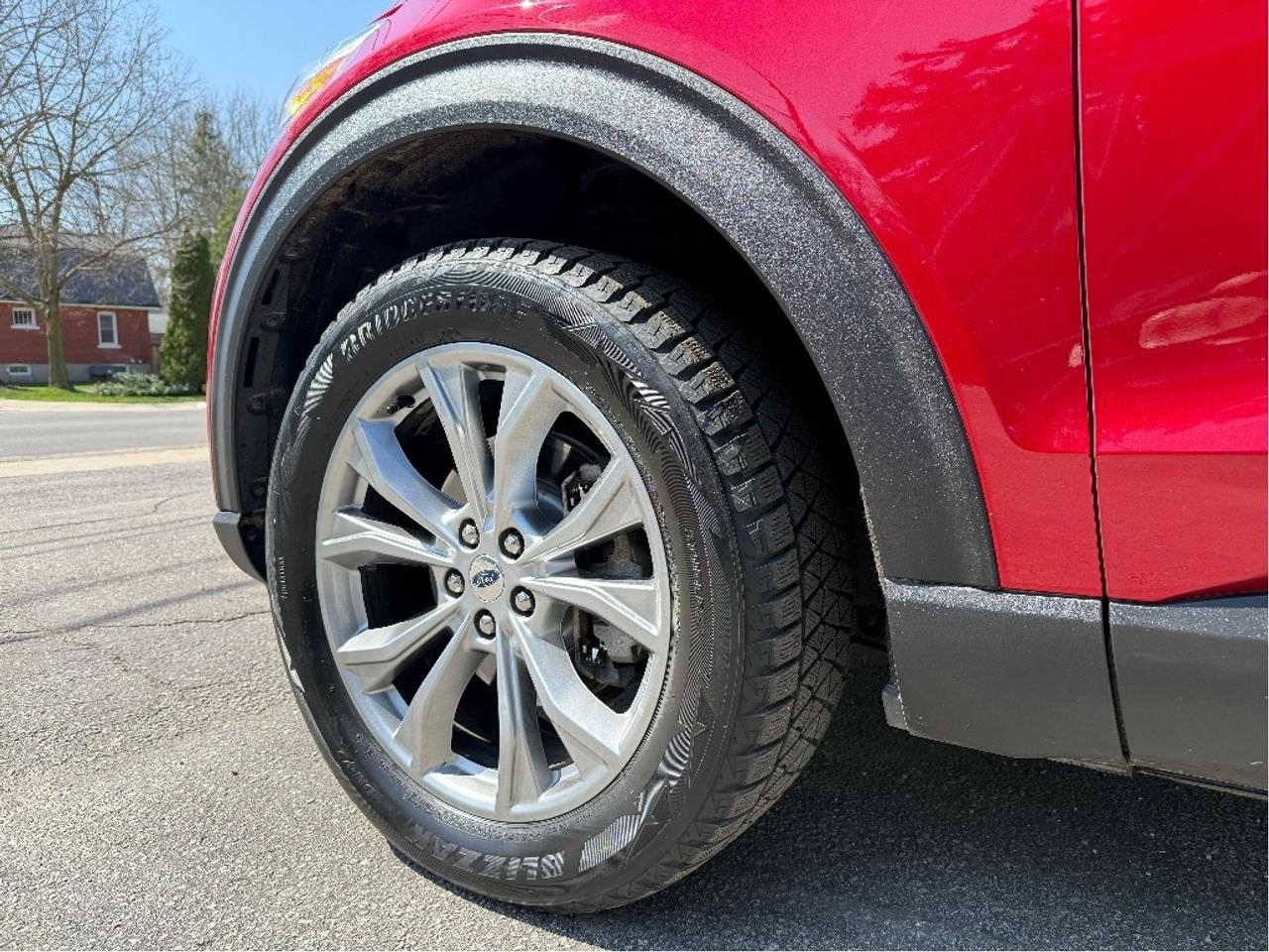 2020 Ford Explorer XLT   Pano Roof   Apple Carplay   Navi Photo