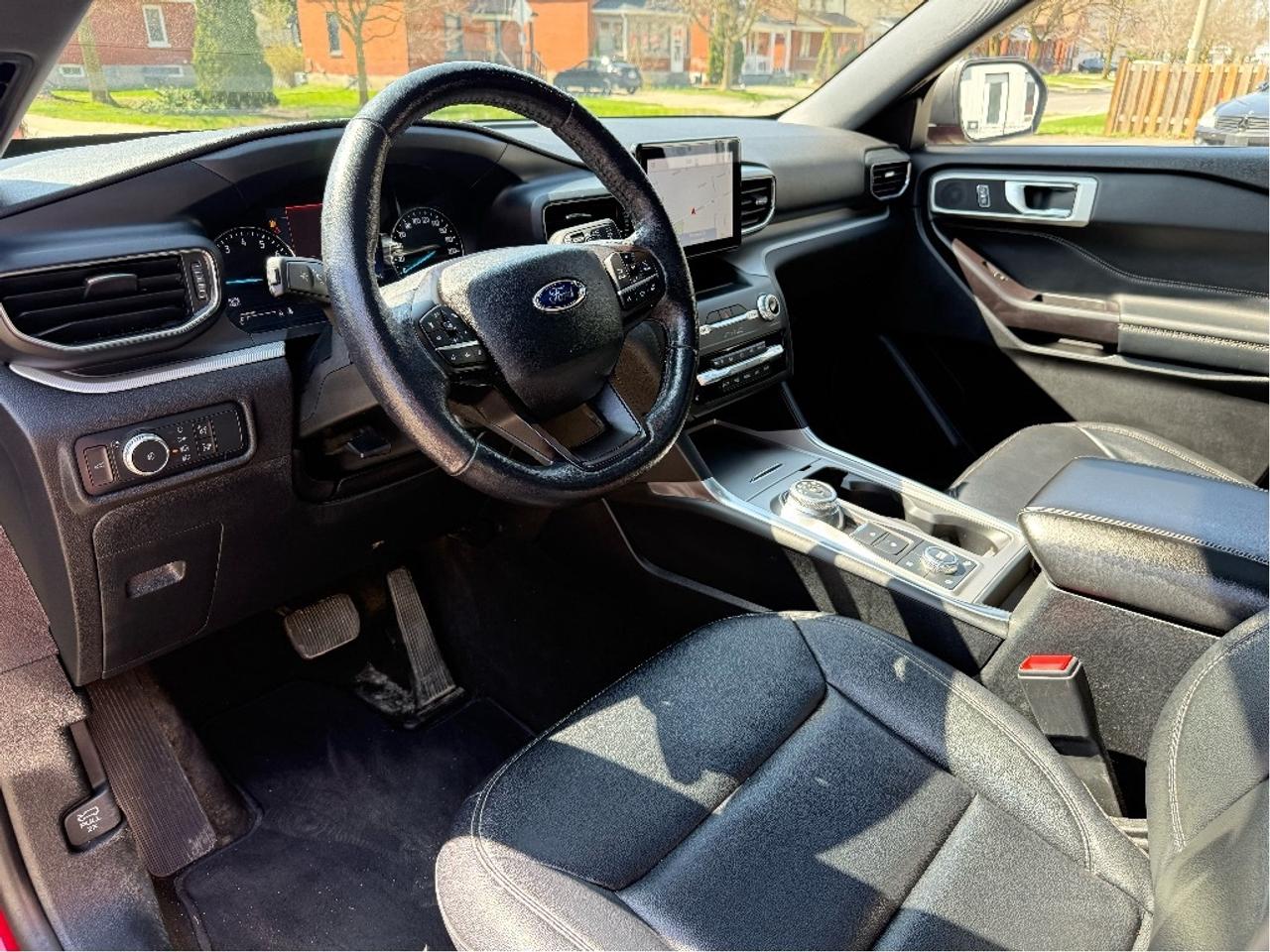 2020 Ford Explorer XLT   Pano Roof   Apple Carplay   Navi Photo