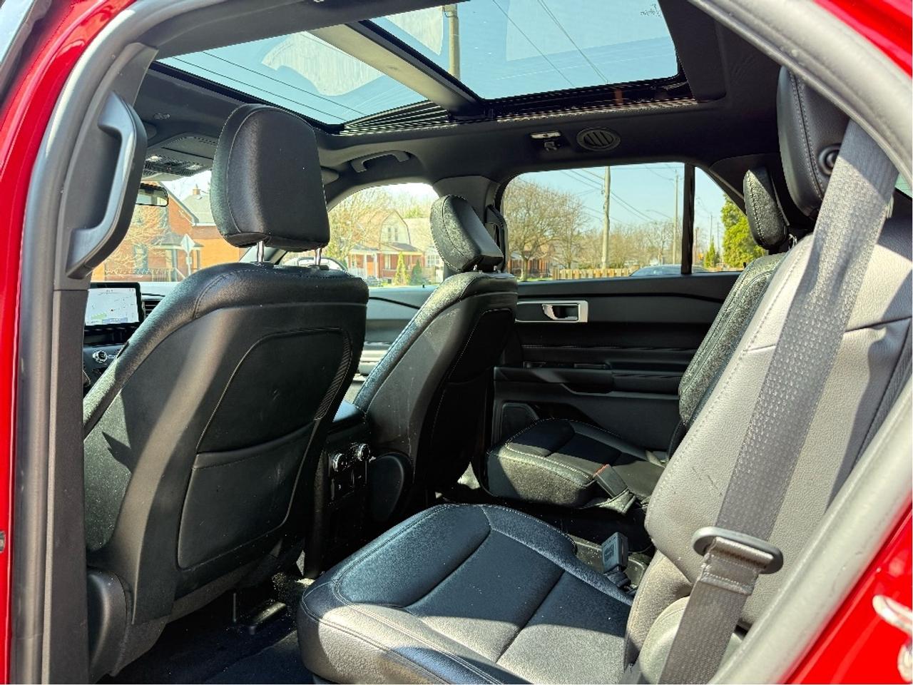 2020 Ford Explorer XLT   Pano Roof   Apple Carplay   Navi Photo