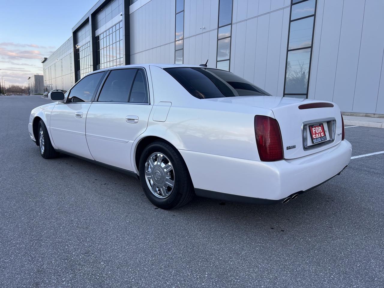 2005 Cadillac DeVille  Photo