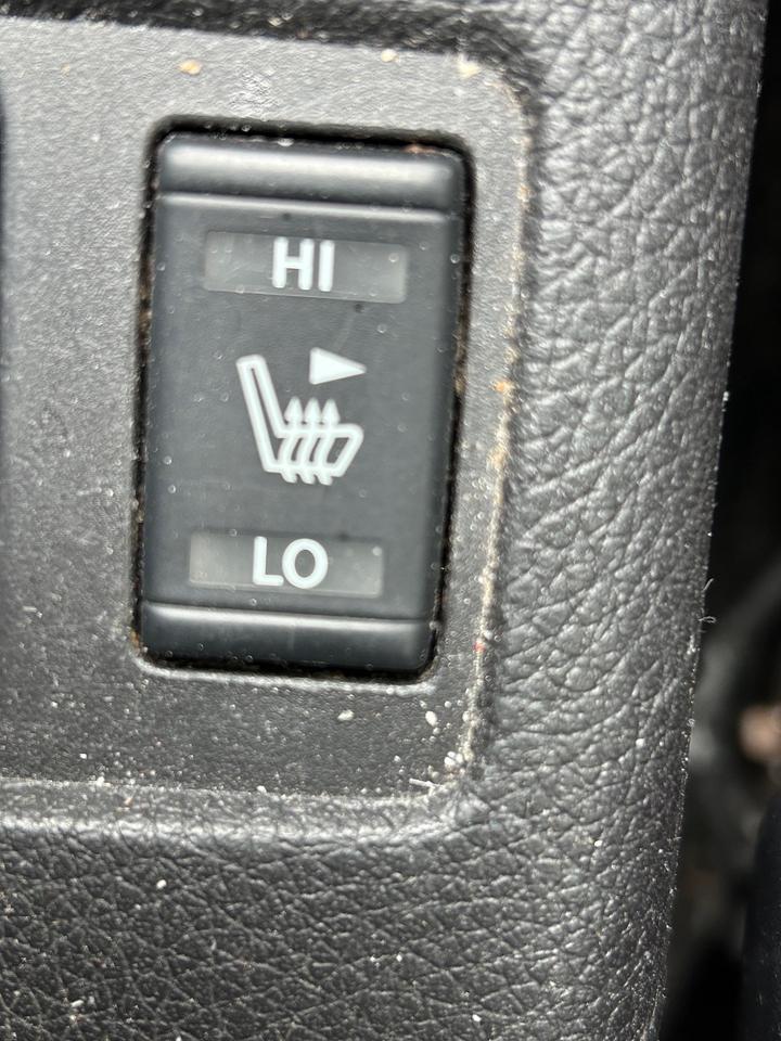 2015 Nissan Rogue AWD 4dr SV   PANORAMIC ROOF   LOADED Photo