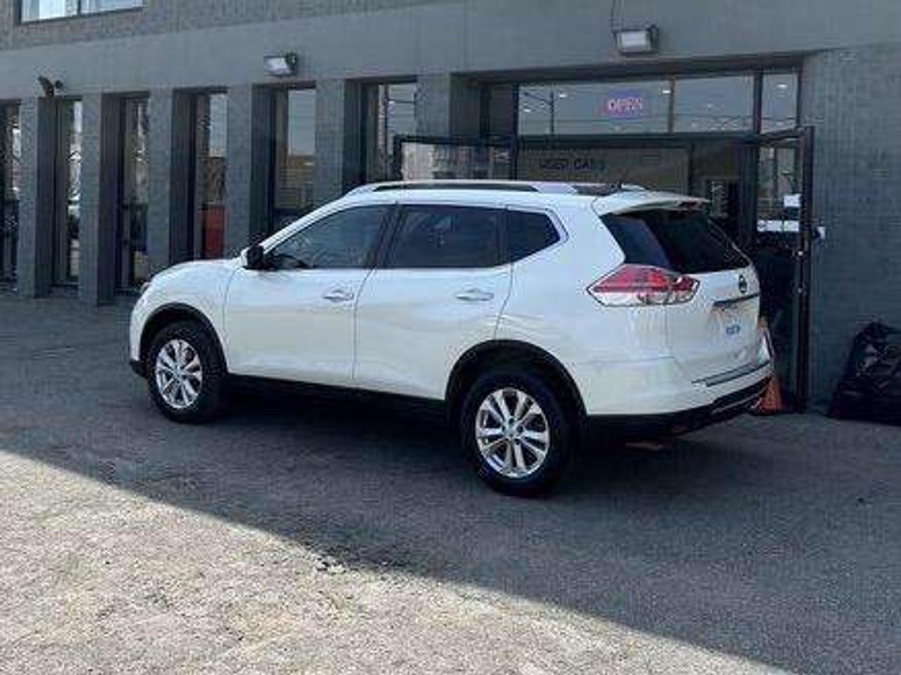 2015 Nissan Rogue AWD 4dr SV   PANORAMIC ROOF   LOADED Photo