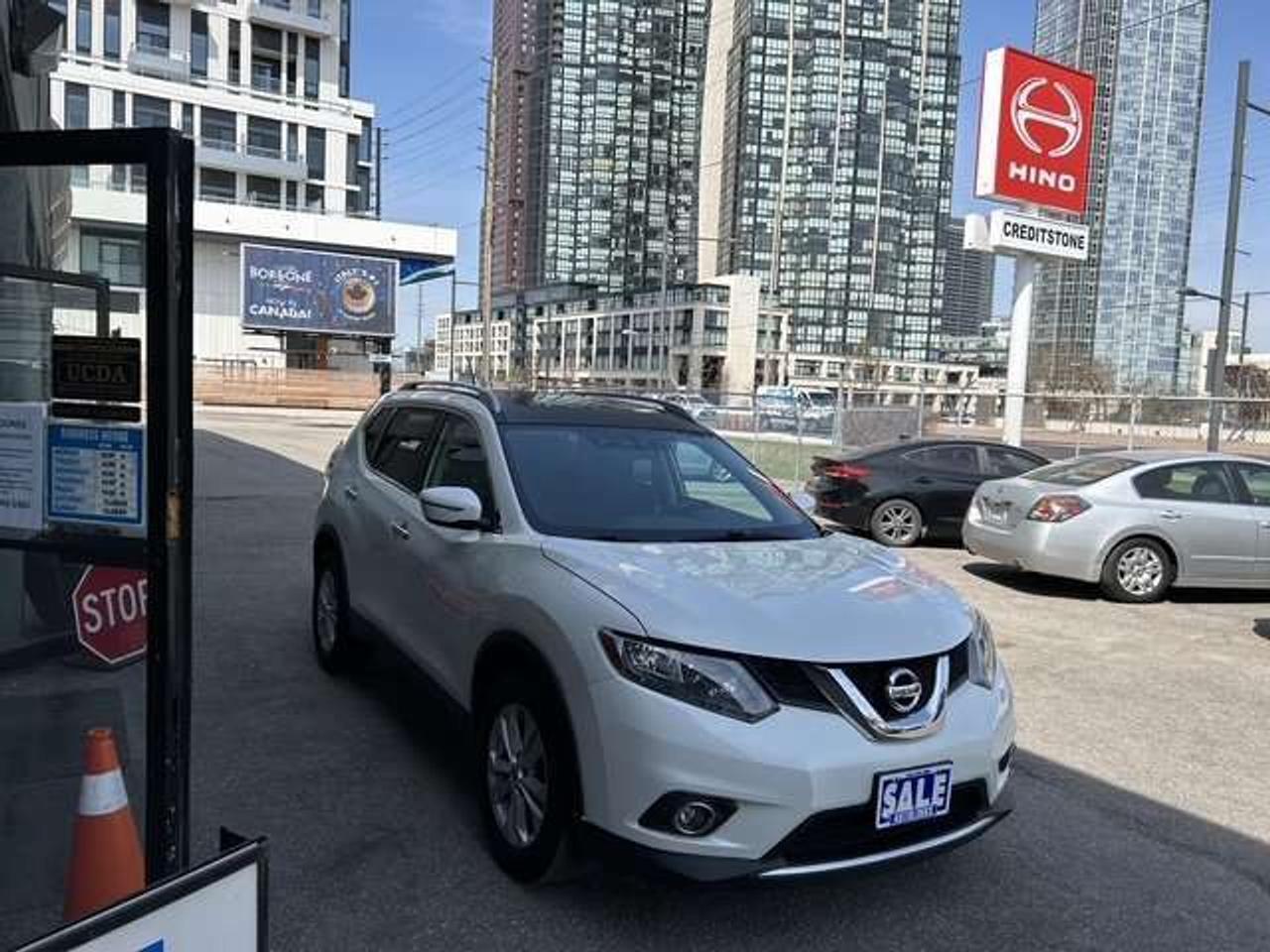 2015 Nissan Rogue AWD 4dr SV   PANORAMIC ROOF   LOADED Photo