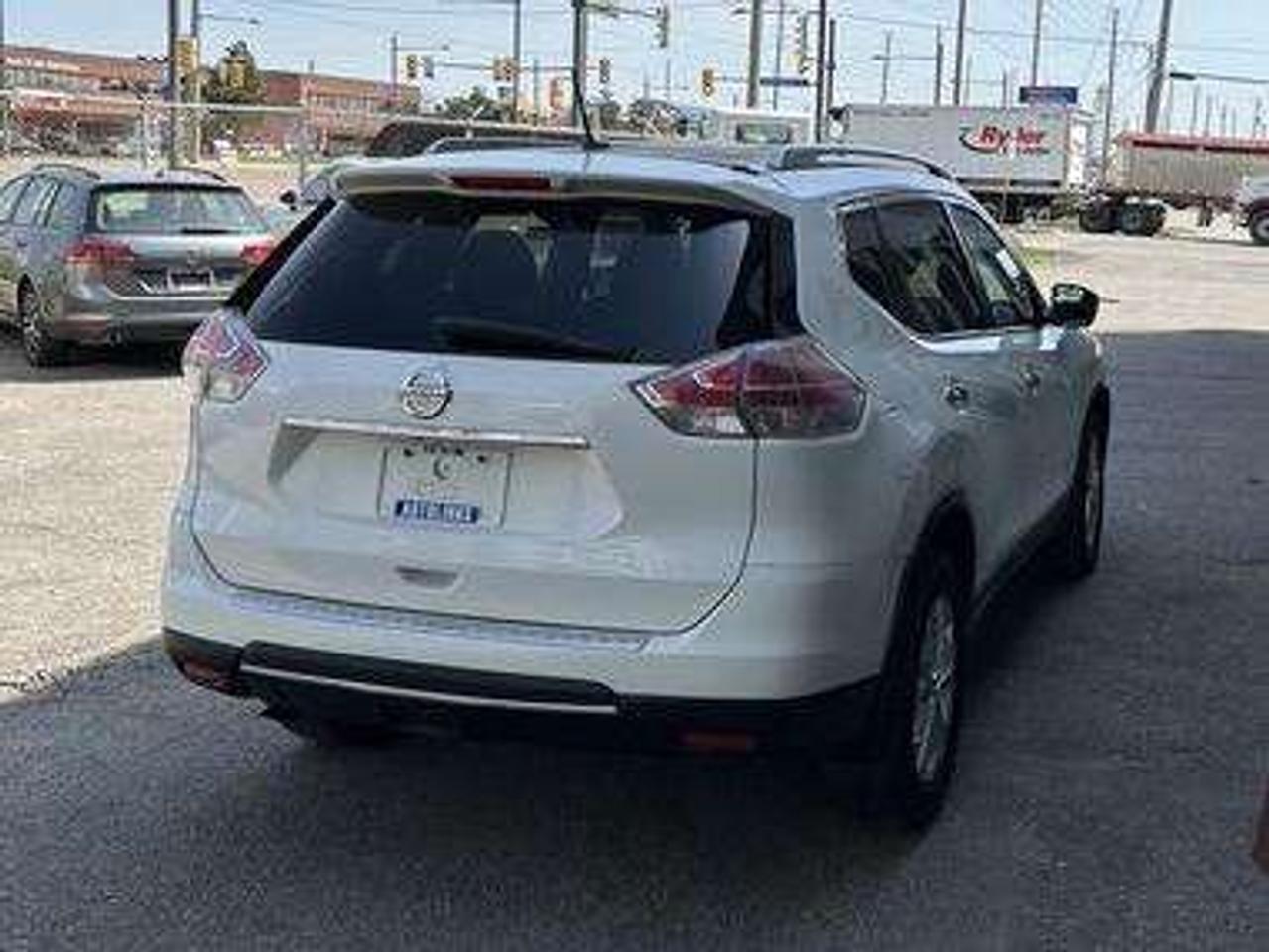 2015 Nissan Rogue AWD 4dr SV   PANORAMIC ROOF   LOADED Photo