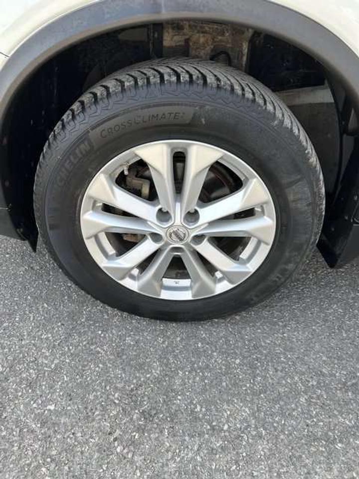 2015 Nissan Rogue AWD 4dr SV   PANORAMIC ROOF   LOADED Photo