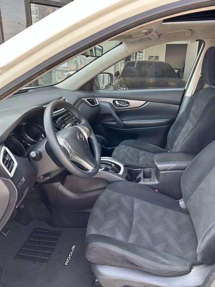 2015 Nissan Rogue AWD 4dr SV   PANORAMIC ROOF   LOADED Photo