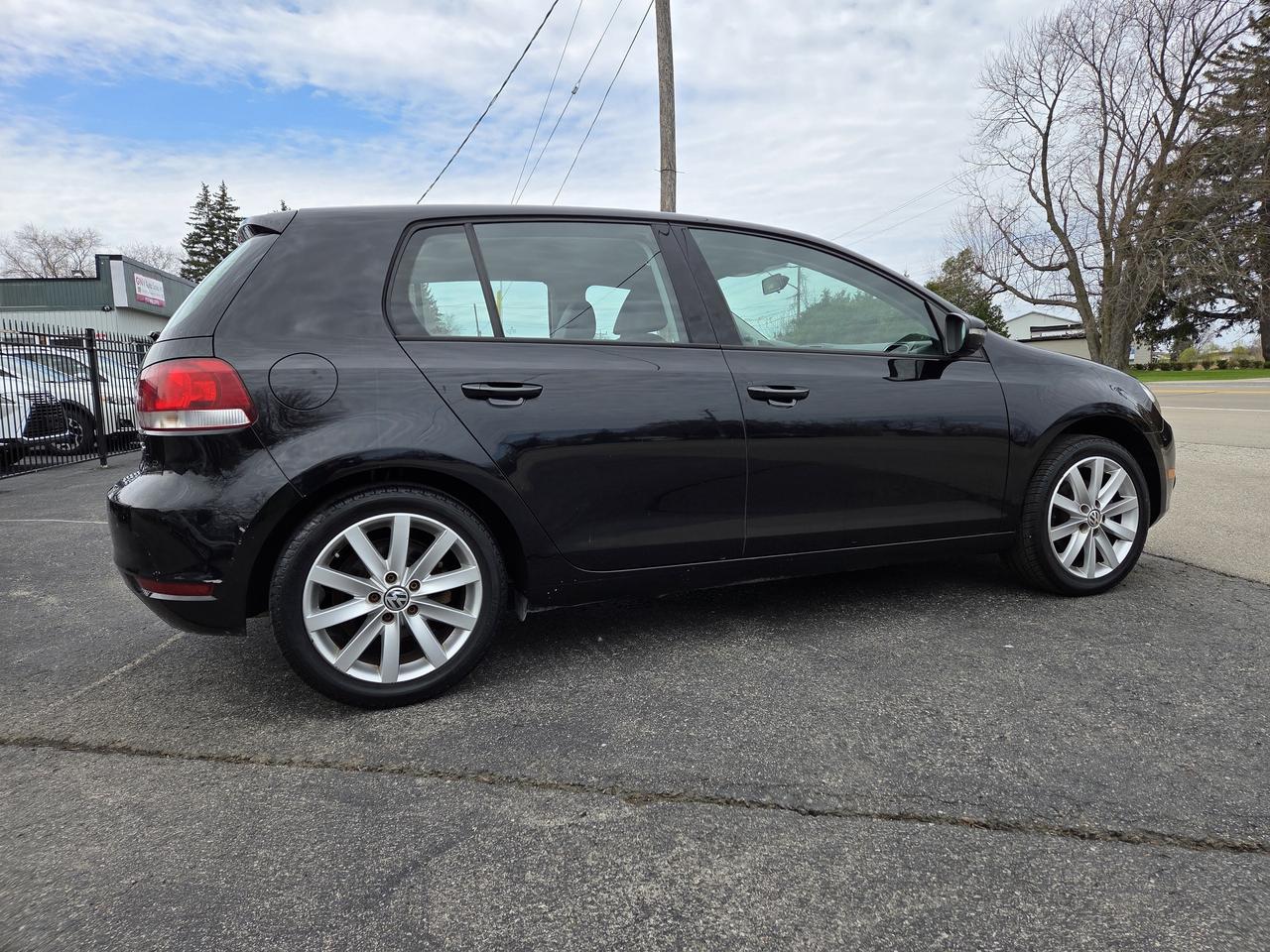 2013 Volkswagen Golf 5dr HB Auto Highline,Only 107Kms,Sunroof,Leather. Photo