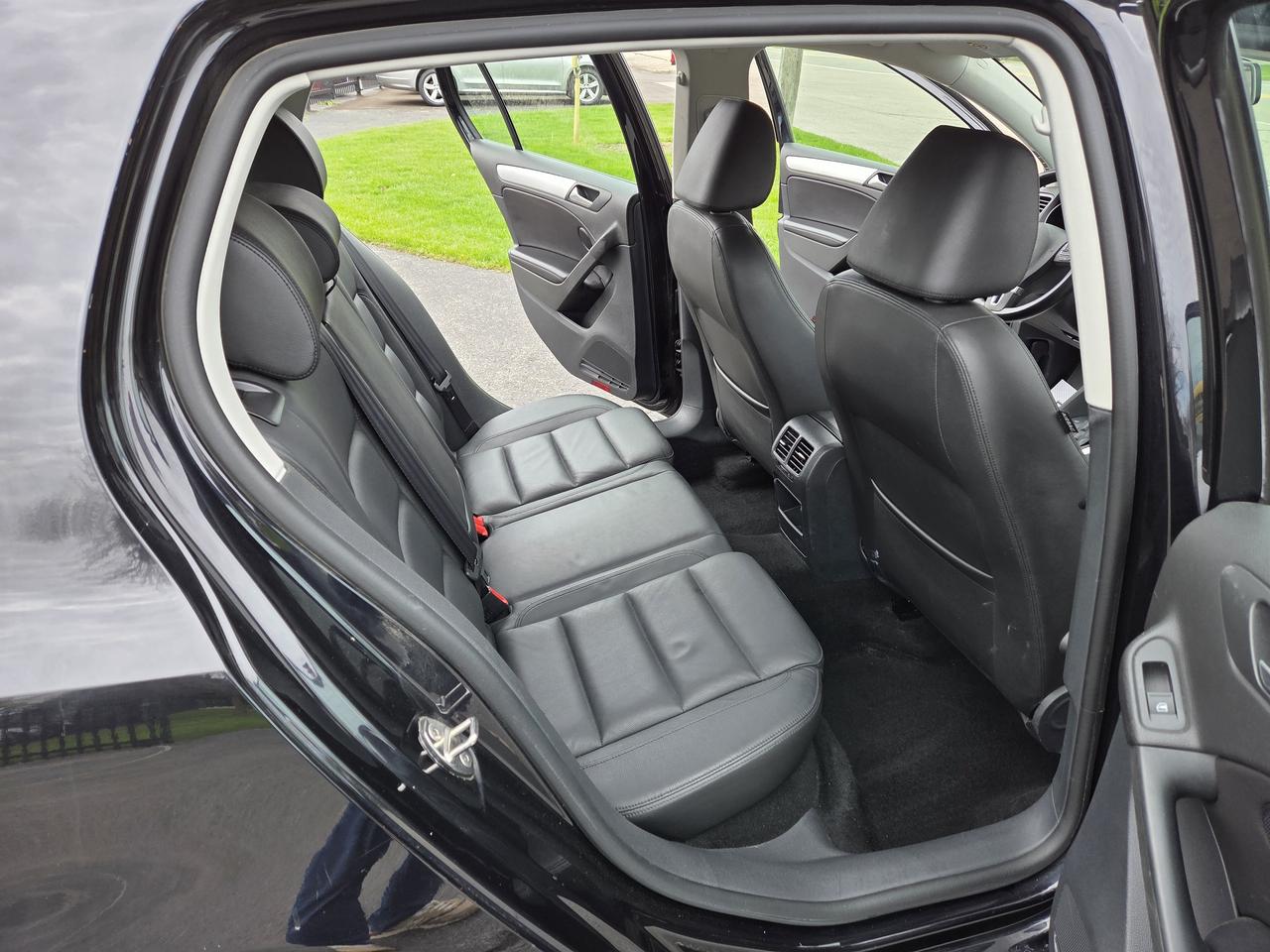 2013 Volkswagen Golf 5dr HB Auto Highline,Only 107Kms,Sunroof,Leather. Photo
