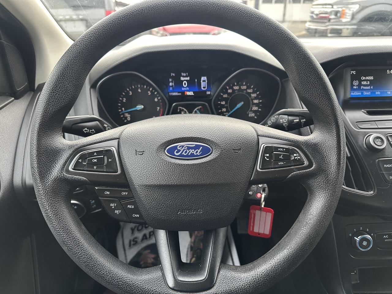 2017 Ford Focus Hatchback SE **ONE OWNER** CLEAN CARFAX** Photo