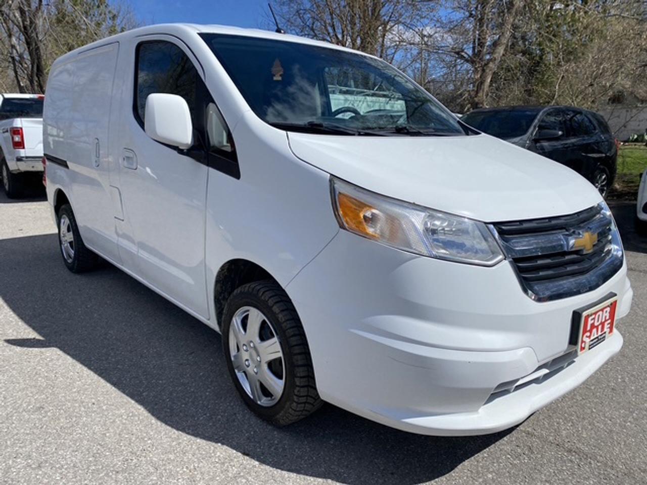2015 Chevrolet City Express EXPRESS CARGO V LS FWD Photo2