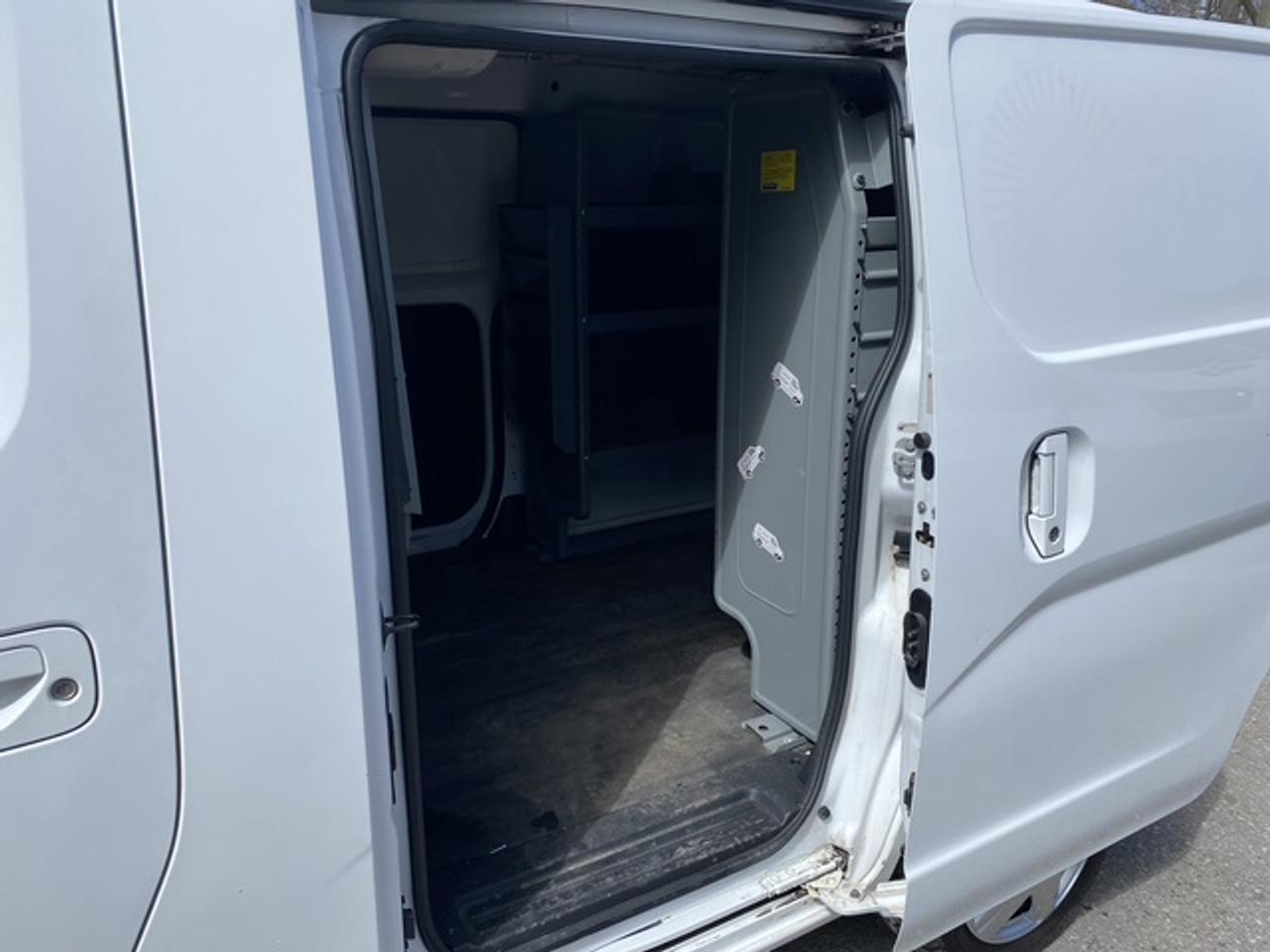 2015 Chevrolet City Express EXPRESS CARGO V LS FWD Photo