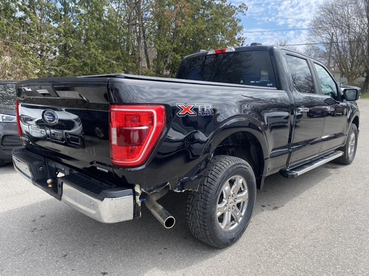 2023 Ford F-150 XLT CREW CAB STD BED 4WD SUPERCREW Photo