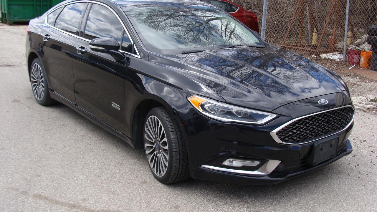 2018 Ford Fusion Energi TITANIUM/PLATINUM Plug-In Hybrid Photo
