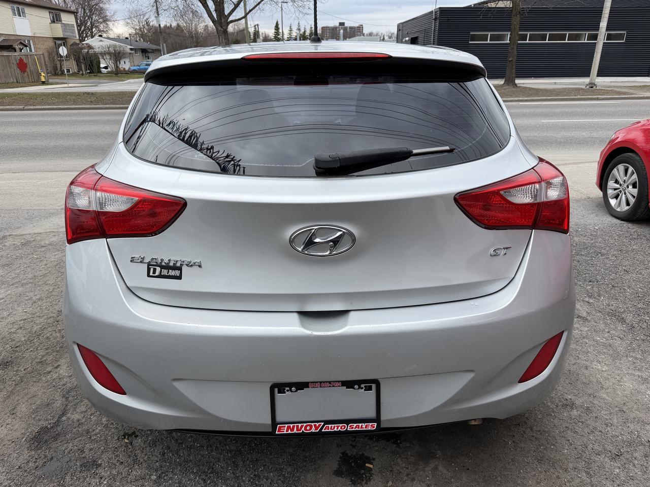 2016 Hyundai Elantra GT  Photo3