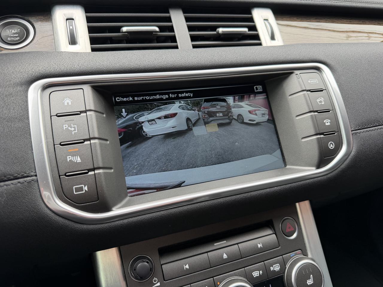 2016 Land Rover Range Rover Evoque HSE Photo