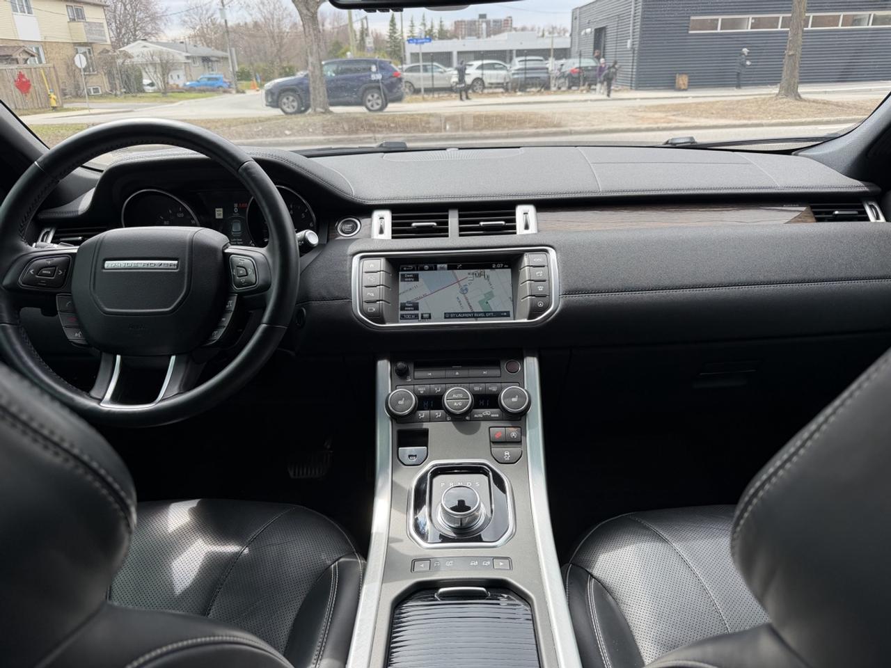 2016 Land Rover Range Rover Evoque HSE Photo