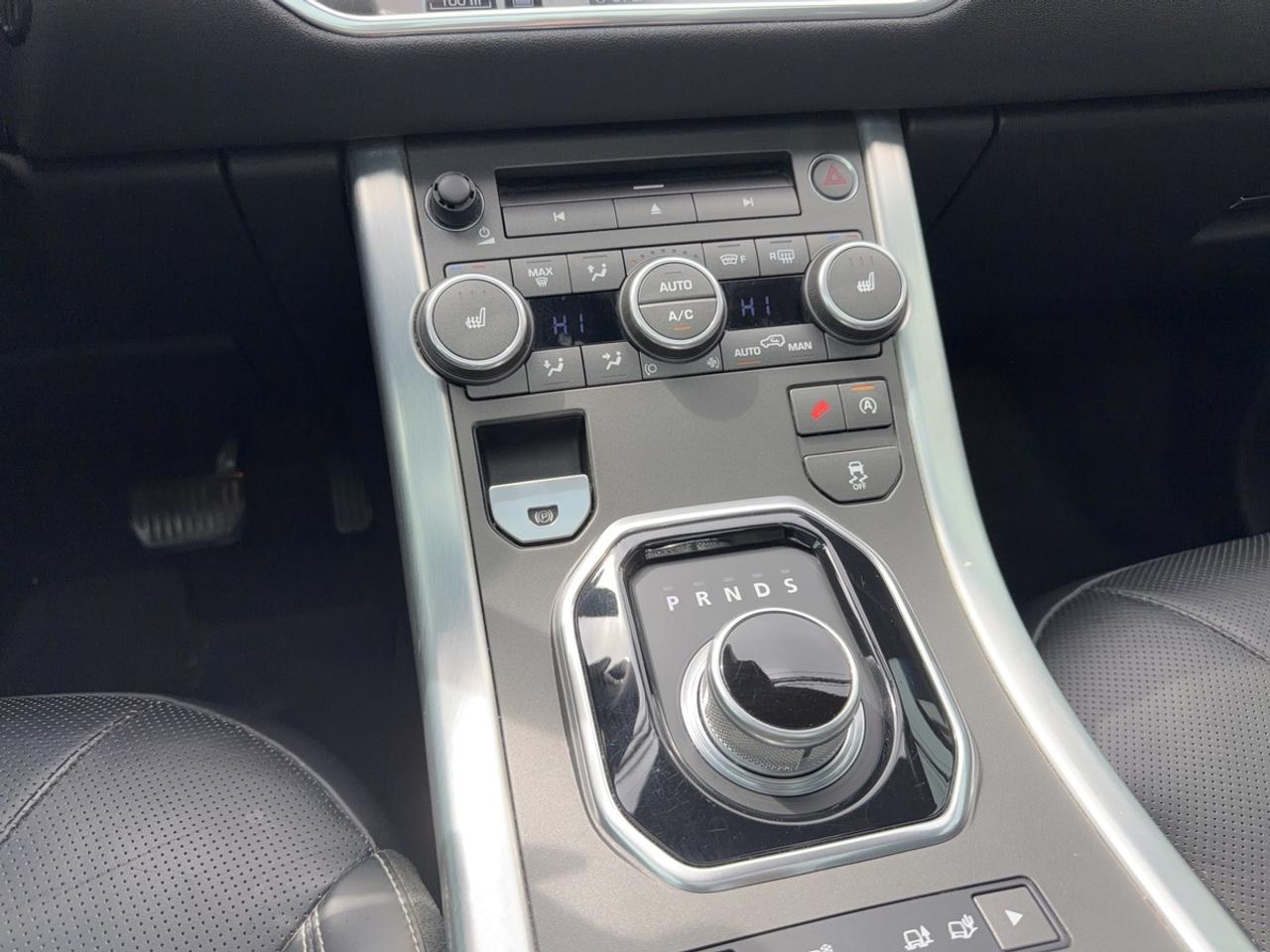 2016 Land Rover Range Rover Evoque HSE Photo