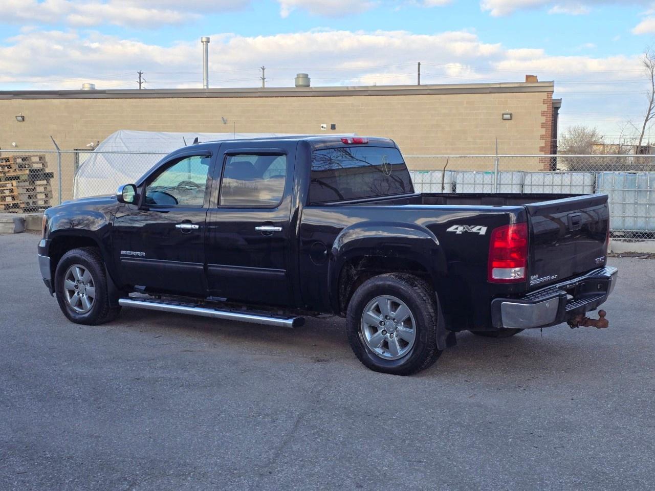 2013 GMC Sierra 1500 4WD CREW CAB SHORT BOX SLT Photo