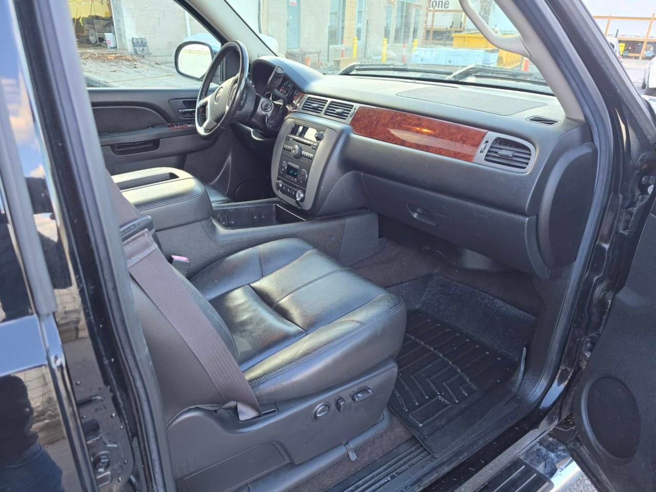 2013 GMC Sierra 1500 4WD CREW CAB SHORT BOX SLT Photo