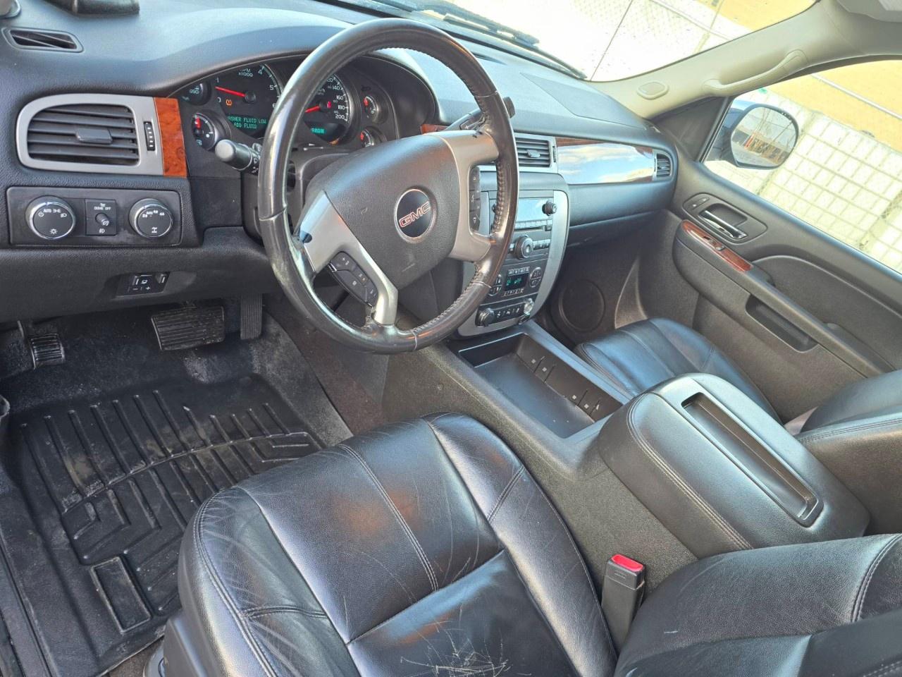 2013 GMC Sierra 1500 4WD CREW CAB SHORT BOX SLT Photo