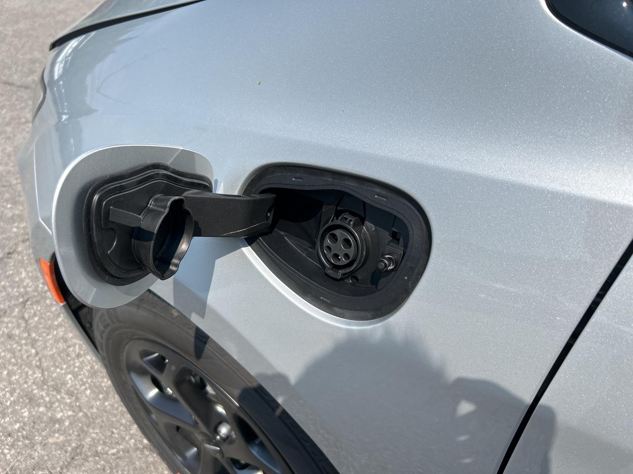 2024 Chrysler Pacifica Hybrid S Trim Hybrid Photo