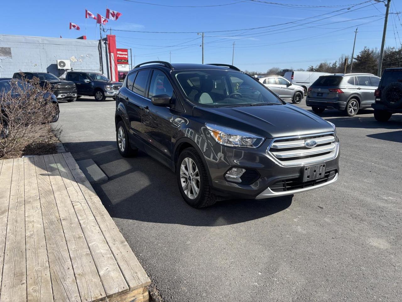 2018 Ford Escape SE 4dr Front-wheel Drive Photo
