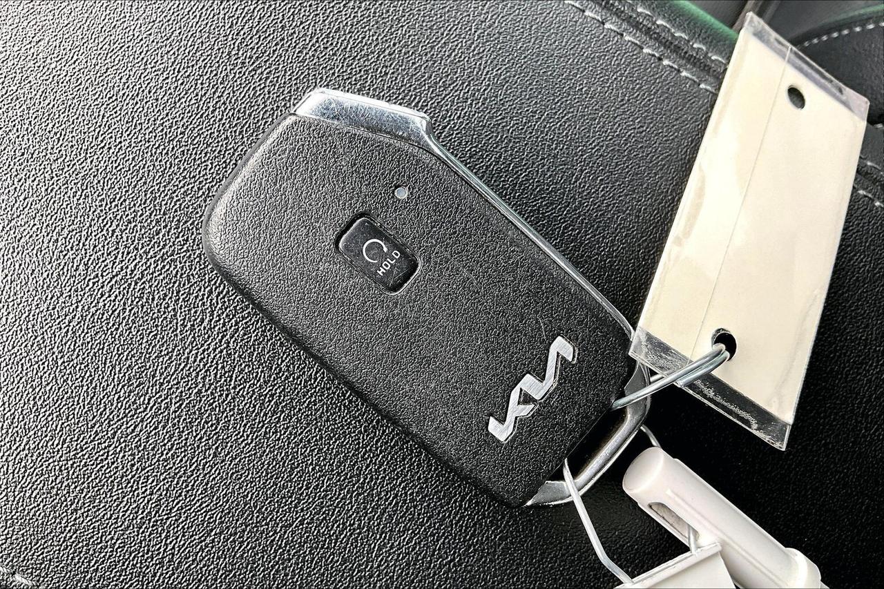 2024 Kia Seltos EX   HEATED LEATHER SEATS/STEER   CARPLAY/ANDROID Photo