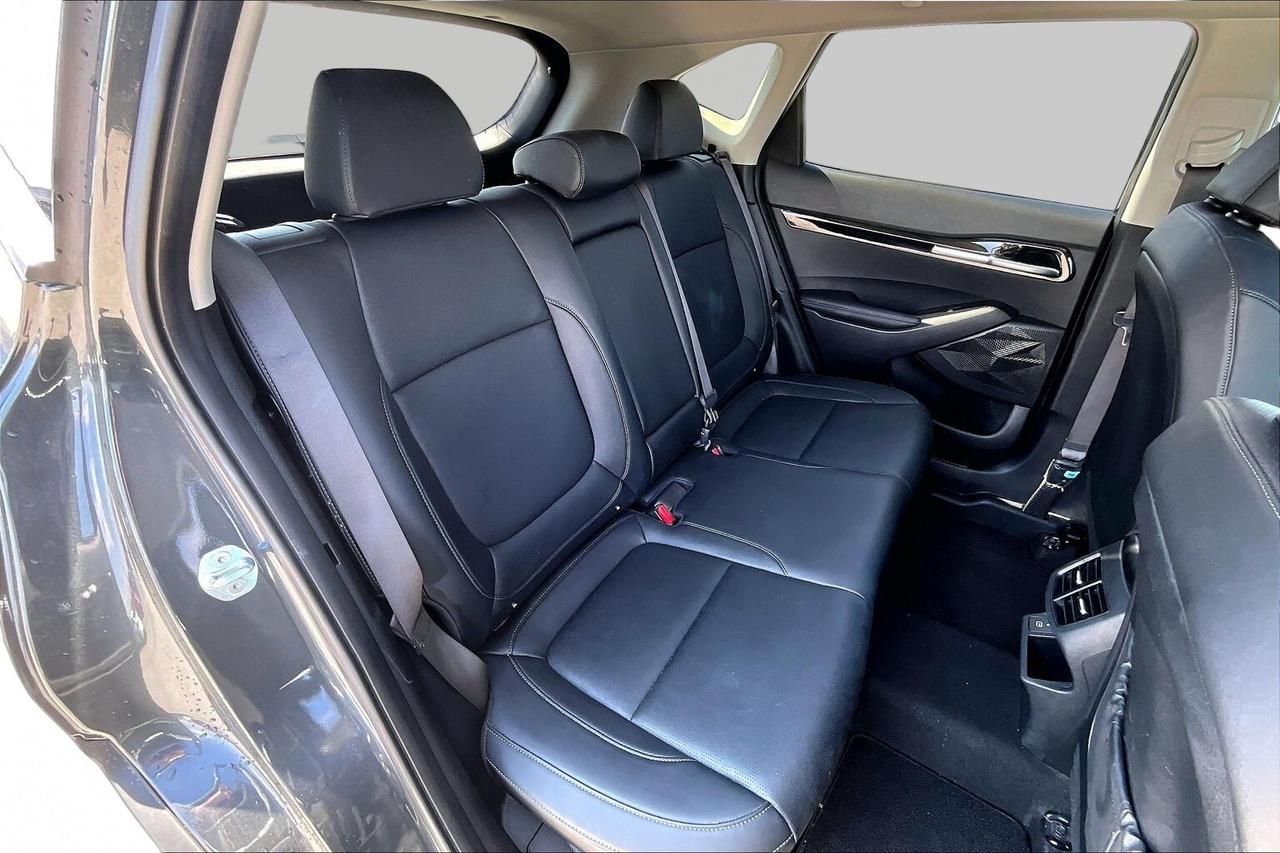 2024 Kia Seltos EX AWD   LEATHER SEATS   SUNROOF   REMOTE START Photo