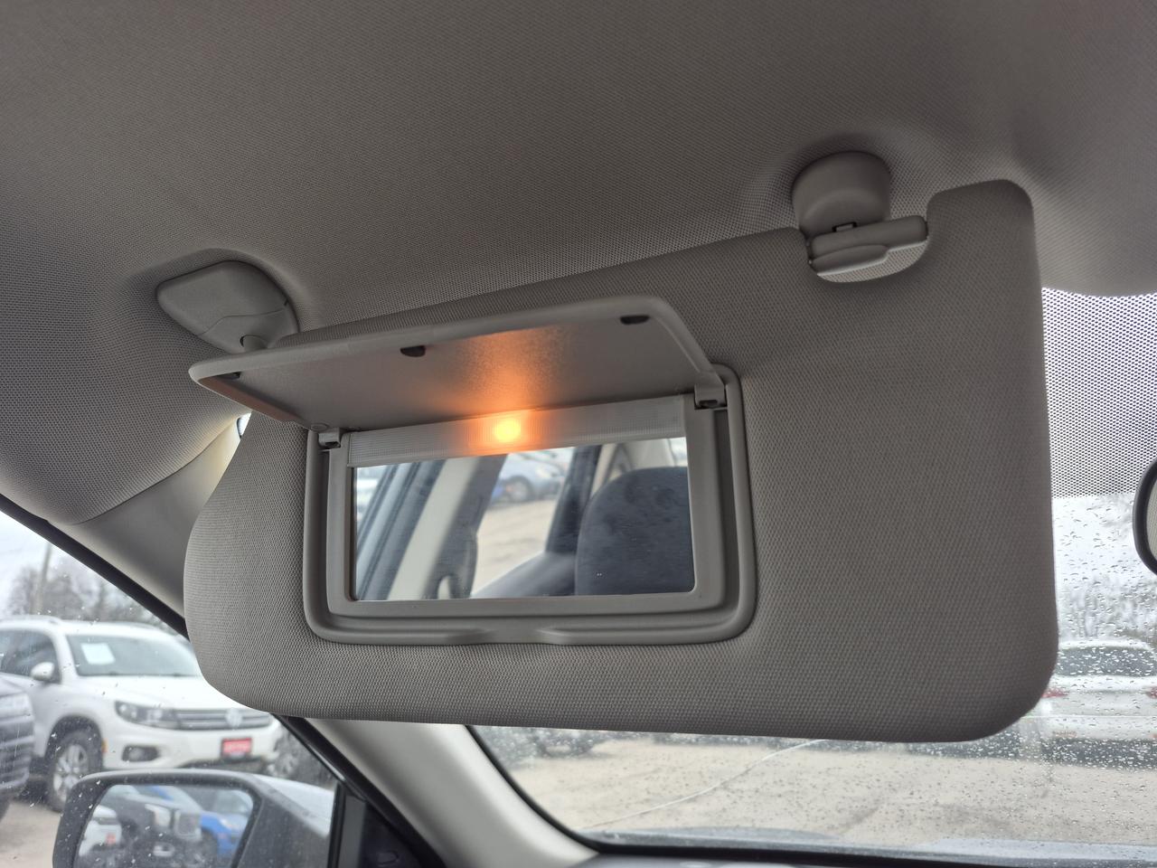 2017 Nissan Altima SV Photo