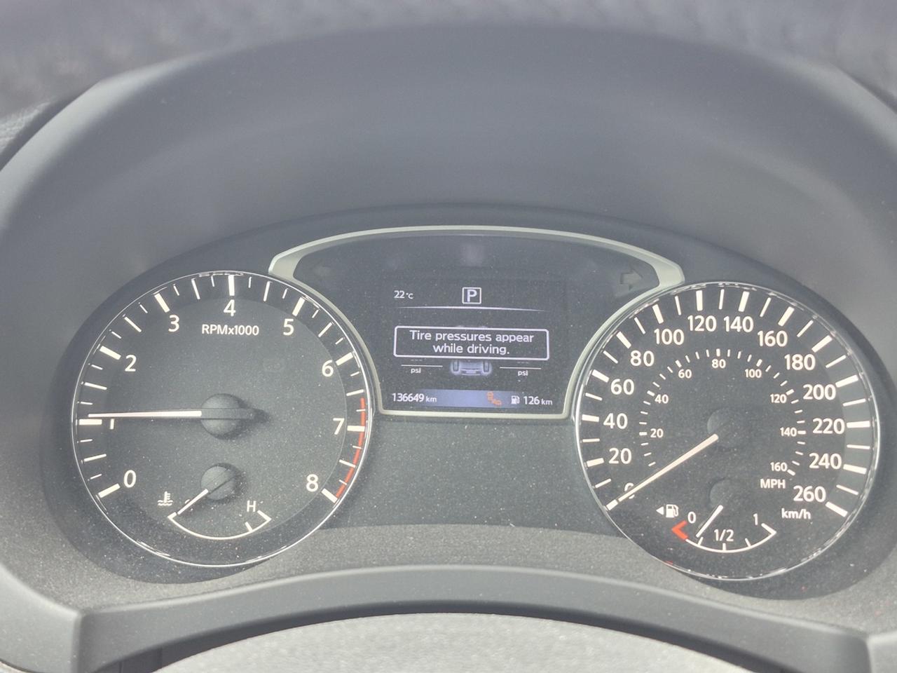 2017 Nissan Altima SV Photo
