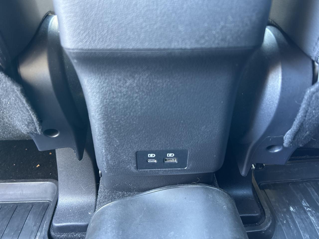 2023 Mitsubishi RVR GT Photo